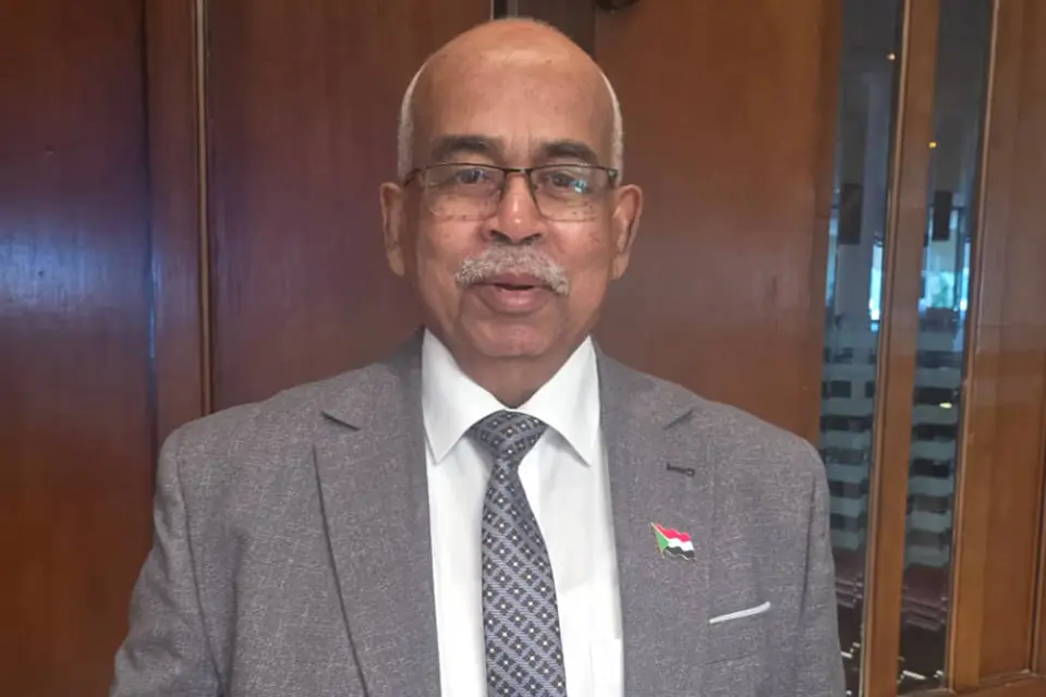 وزير الطاقة السوداني يقلل لـ"الجزيرة نت" من تأثير التصعيد الإيراني الإسرائيلي على إمدادات الوقود