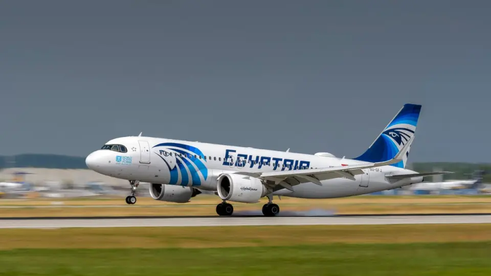 مصر للطيران تستأنف رحلاتها إلى السودان بعد عيد الفطر