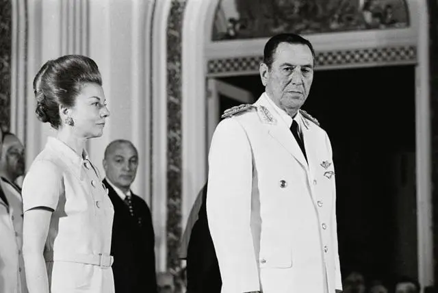 صورة تعود لـ 2 يناير من عام 1974 للرئيس الأرجنتيني خوان بيرون وزوجته إيزابيل