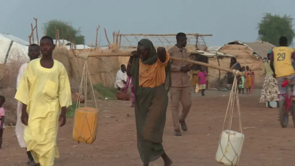 مأساة صامتة وشبح هلاك يلاحقان نازحي السودان في الأبيض والدمازين
