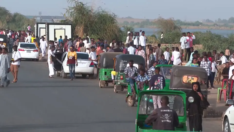 الخرطوم تستقبل عيد الفطر بفرحة حذرة بعد سنوات الحرب والنزوح