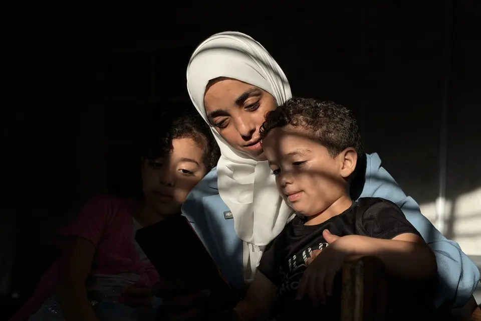 أسيل عميرة.. فرّت بطفليها من حرب السودان فاصطدمت بالإبادة في غزة